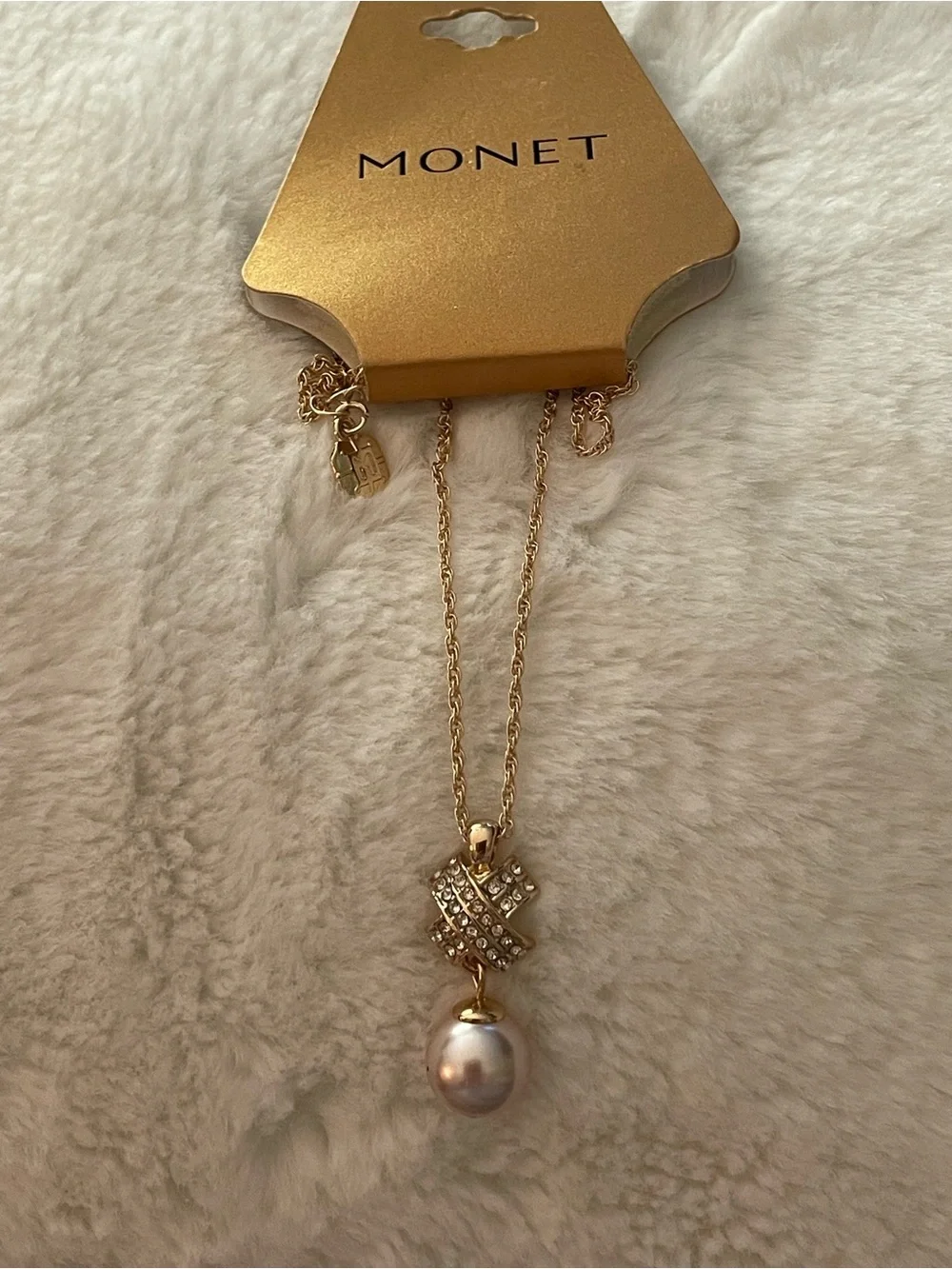 Monet Gold Pearl Pendant Necklace with Crystal Accent nwt